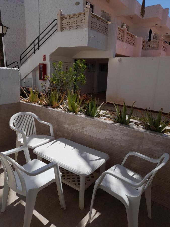 Elana Apartment With Free Wifi Costa Del Silencio Luaran gambar