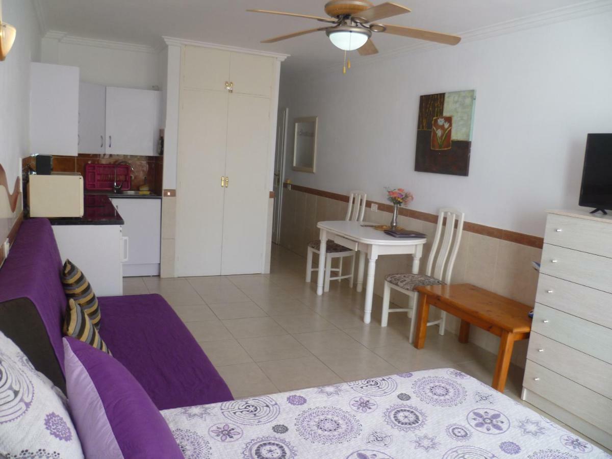 Elana Apartment With Free Wifi Costa Del Silencio Luaran gambar
