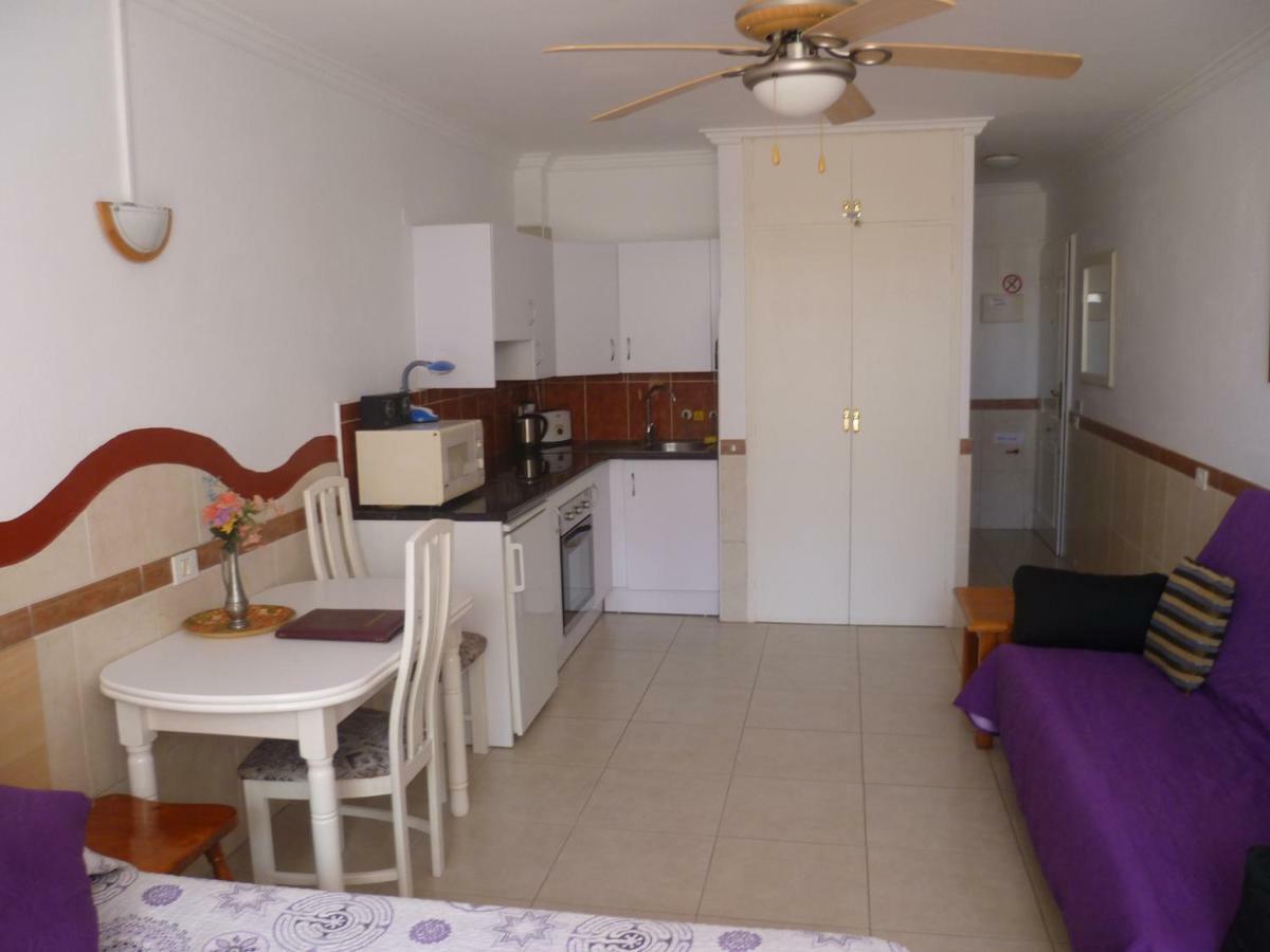 Elana Apartment With Free Wifi Costa Del Silencio Luaran gambar